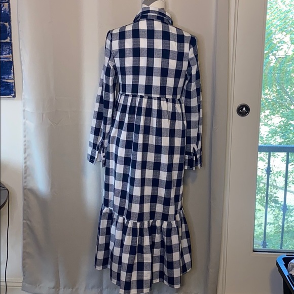 New Hailey & Co Tie Front Dress - Picture 9 of 10